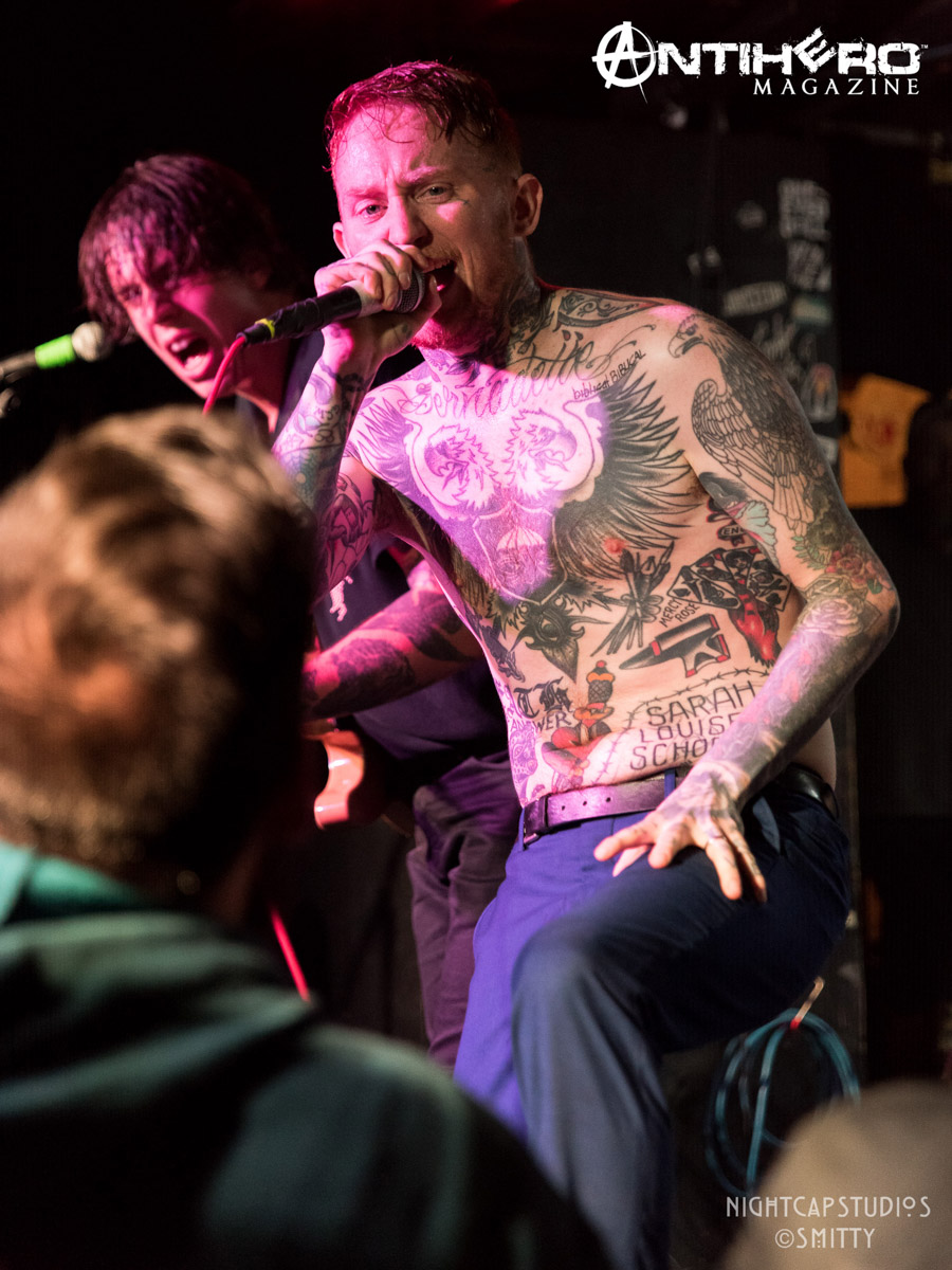 Frank Carter and the Rattlesnakes