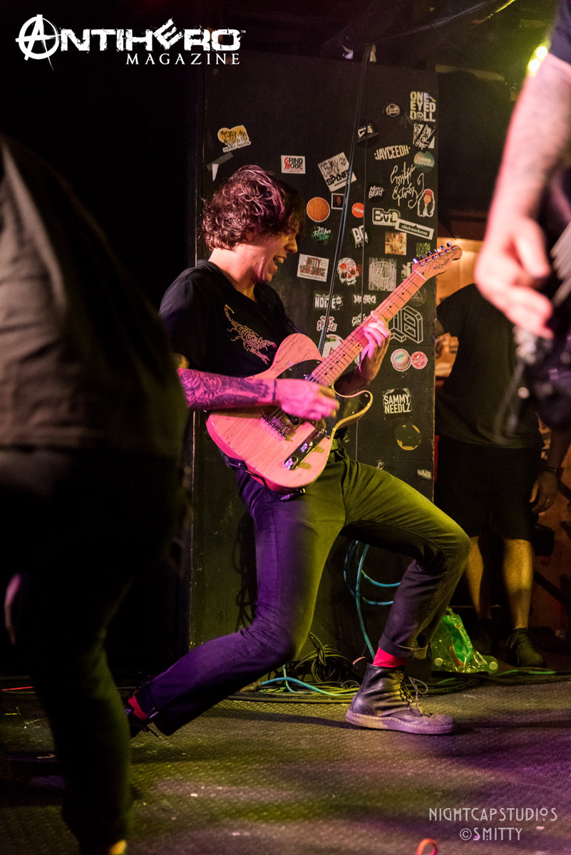 Frank Carter and the Rattlesnakes