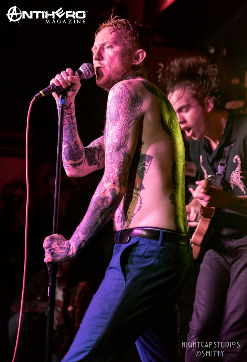 Frank Carter and the Rattlesnakes