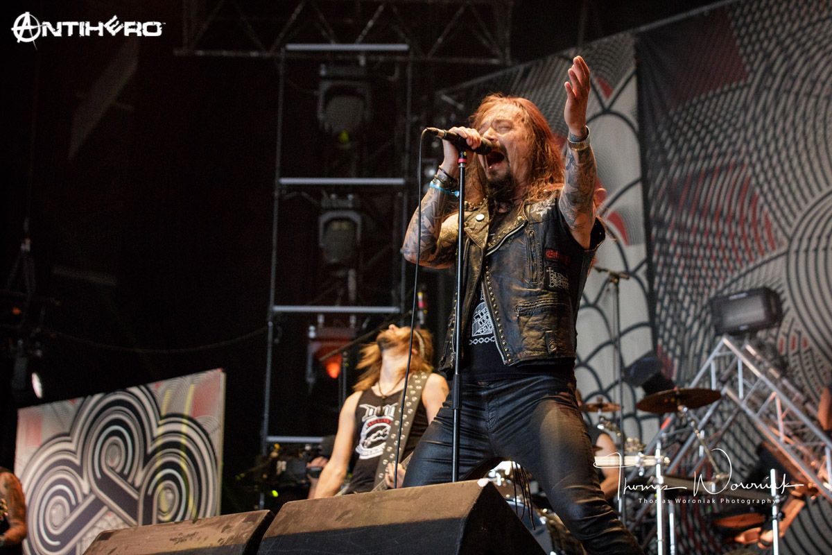 AMORPHIS-thomas-woroniak-12
