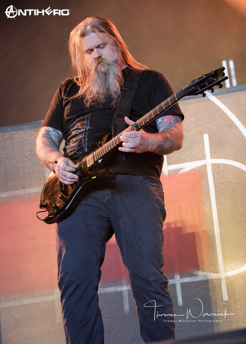 ENSLAVED-thomas-woroniak-3