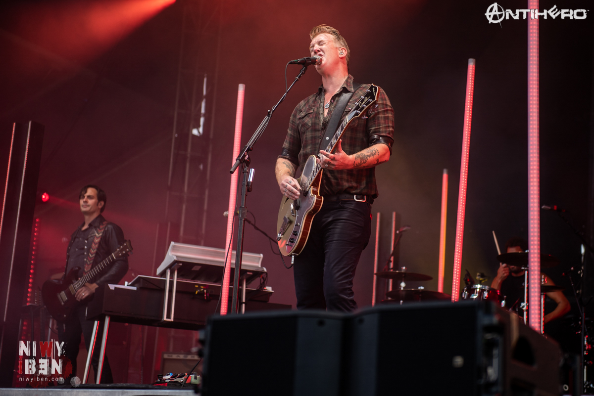 Queens Of The Stone Age