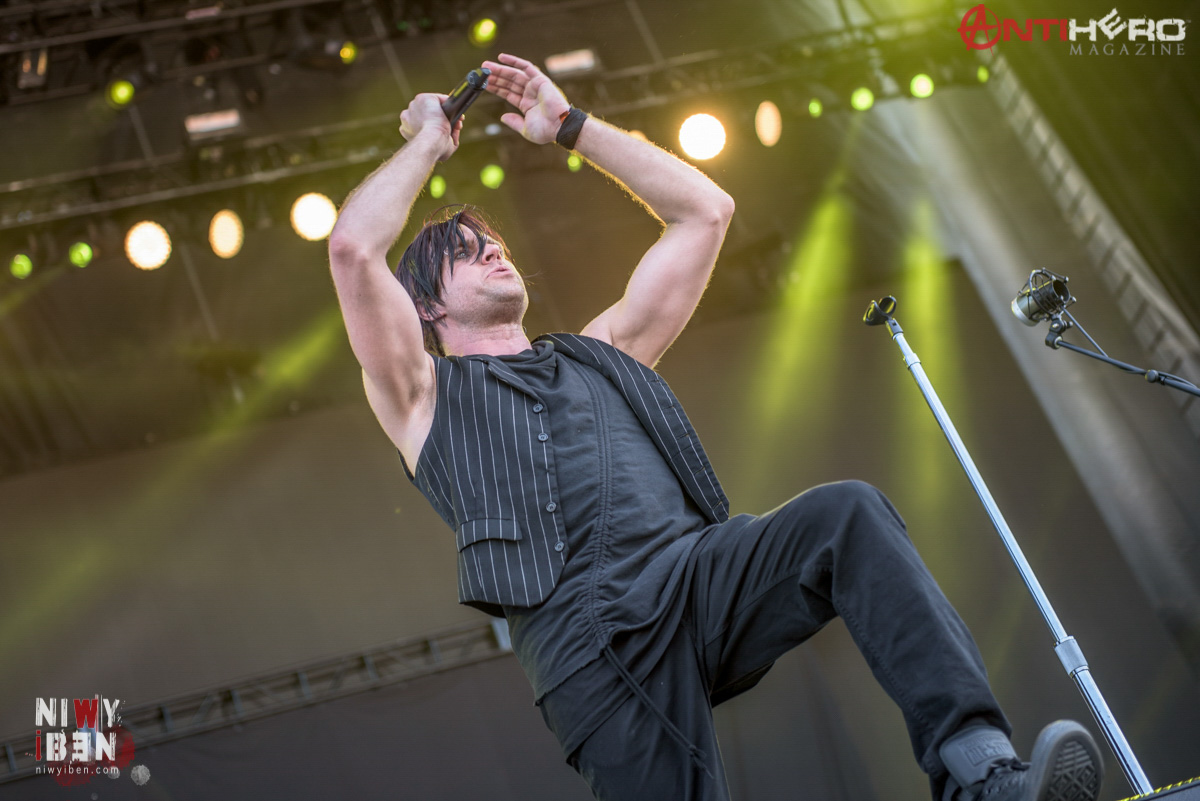 Three Days Grace