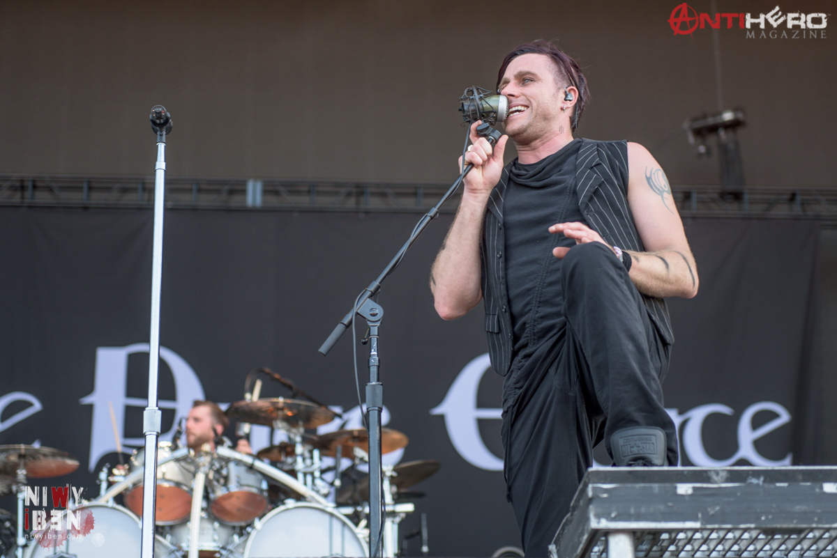 Three Days Grace