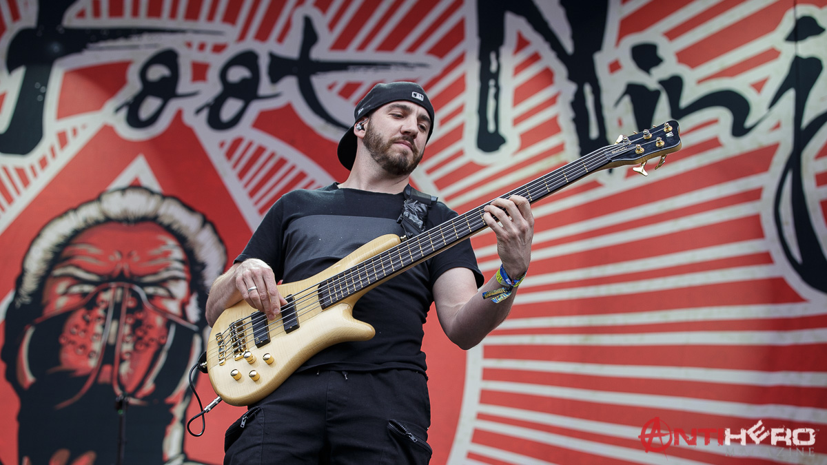 Twelve Foot Ninja
