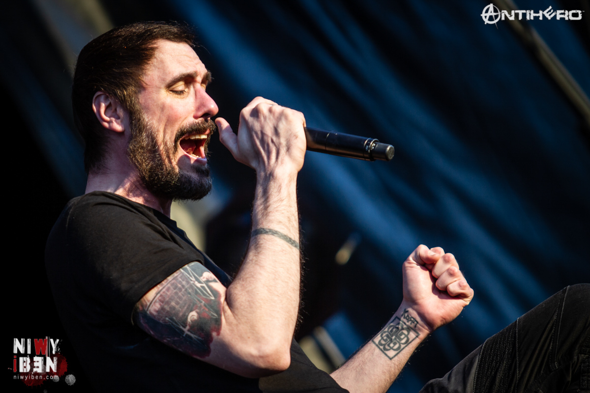 Breaking Benjamin