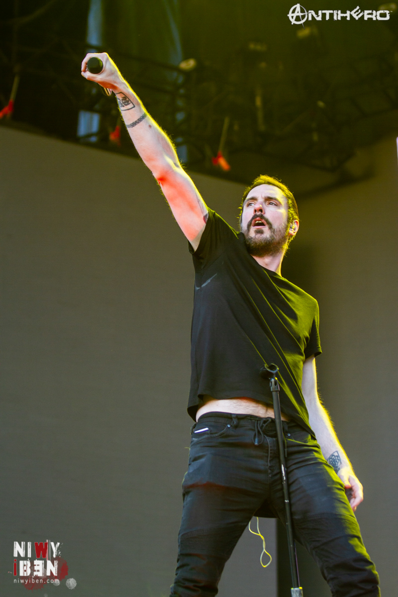 Breaking Benjamin